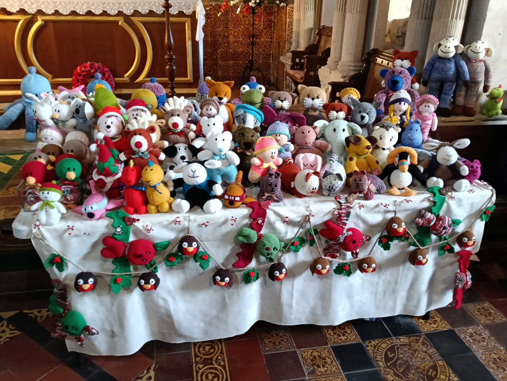 P.A.M.S Nuttie Knitters